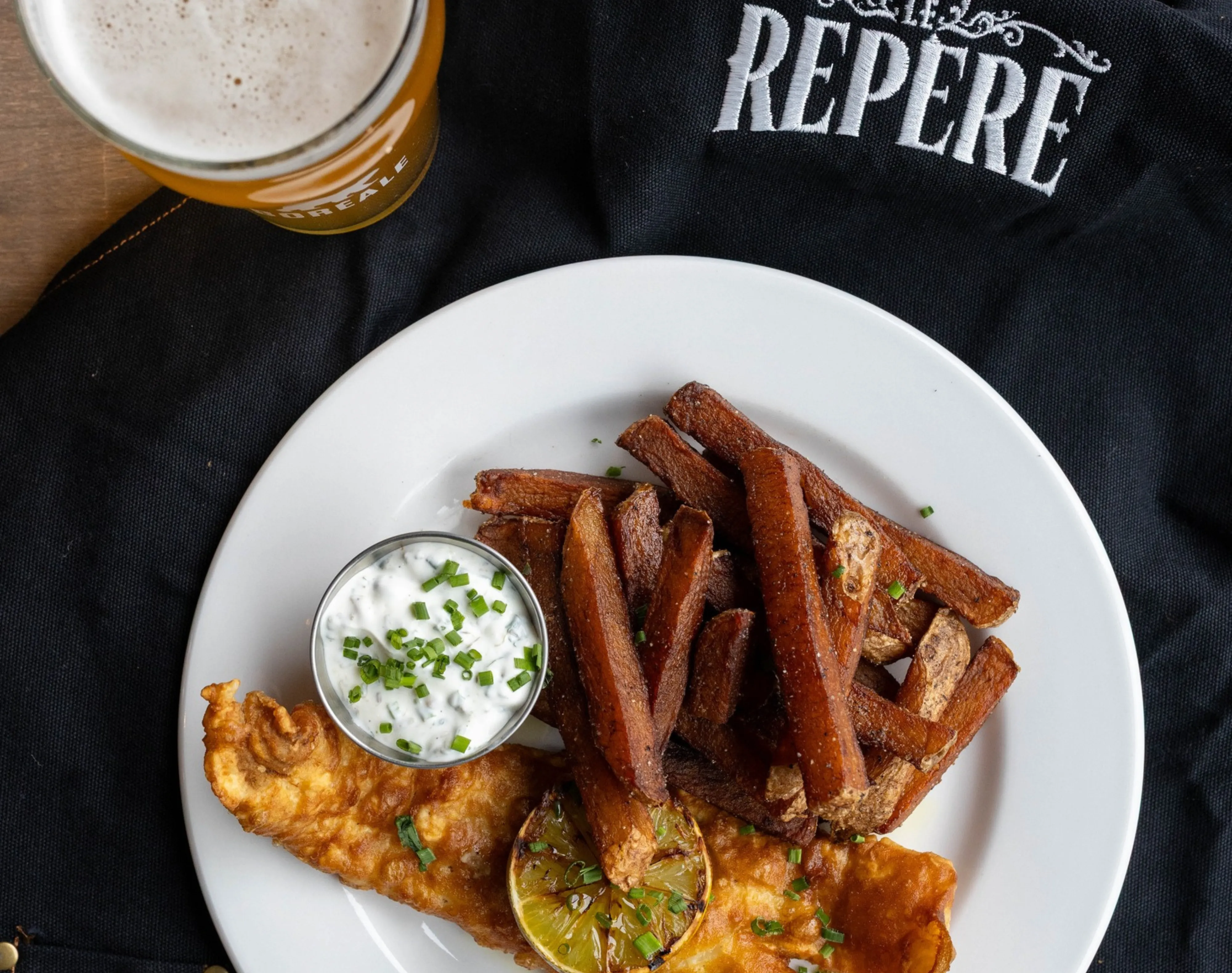 Restaurant Le Repere Fish And Chips Dish