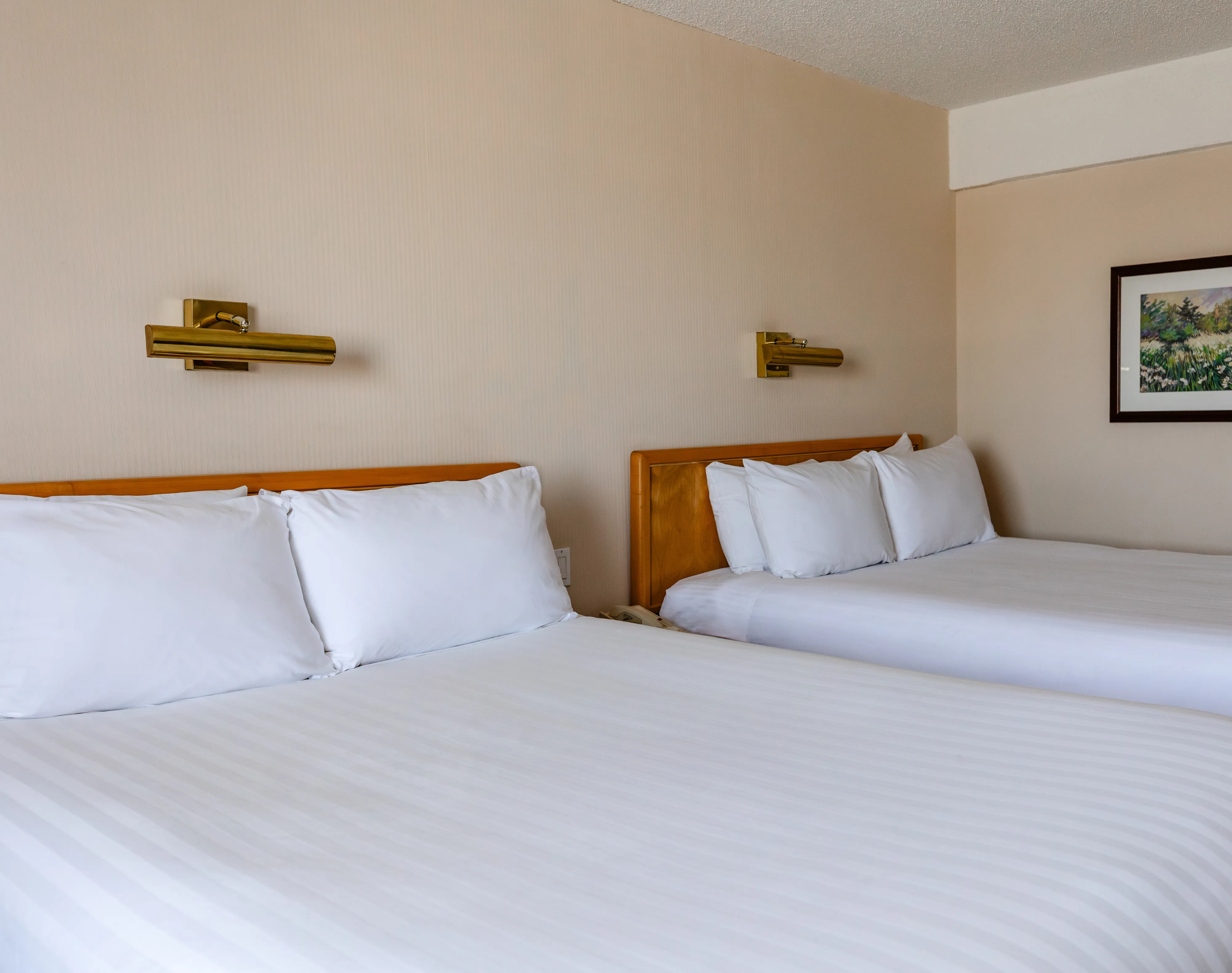 Hotels Gouverneur Trois Rivieres Business Room 2 Queen Beds Beds View ®EAQ Marieannegaudreault