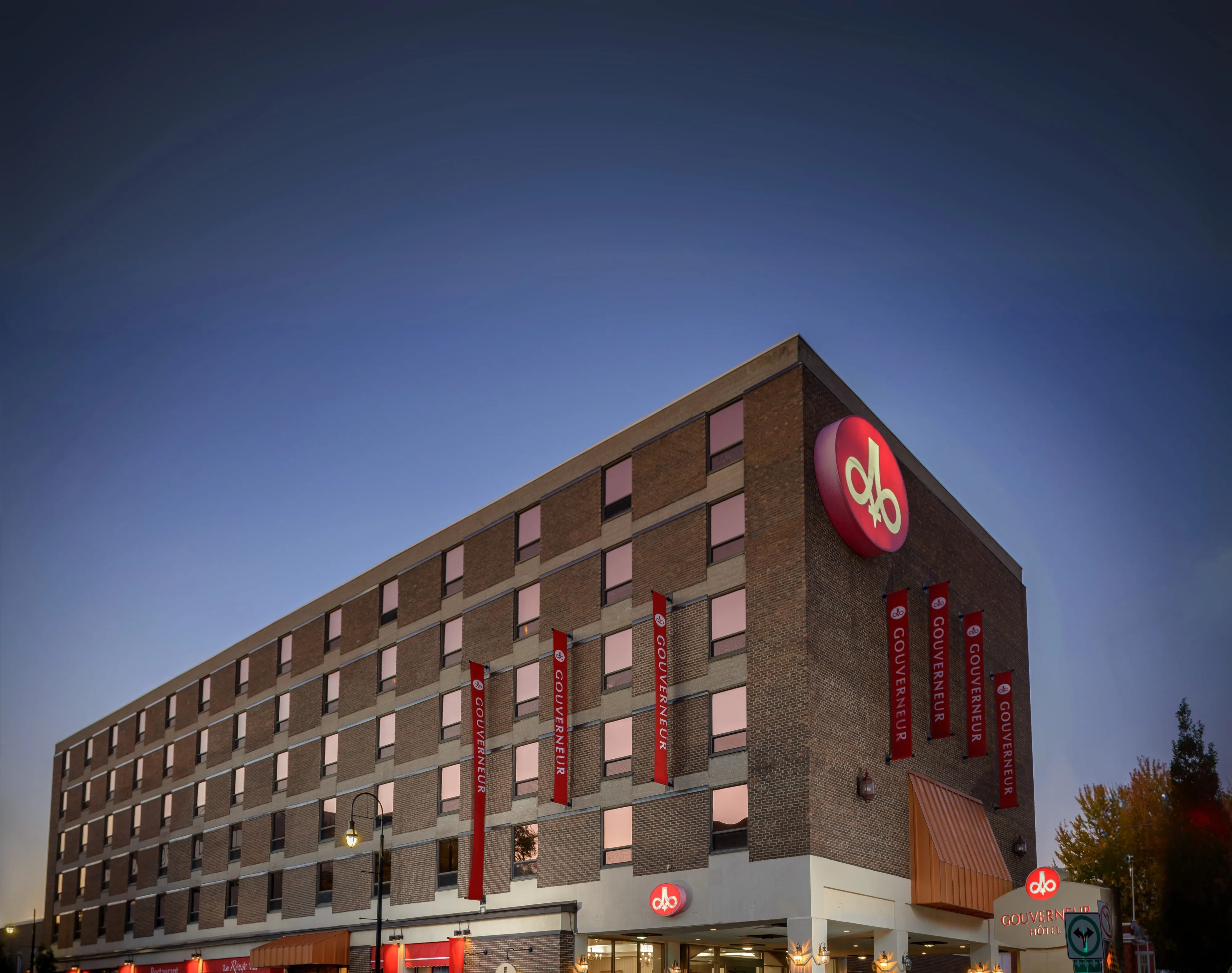 Hotels Gouverneur Trois Rivieres Exterieure Nuit
